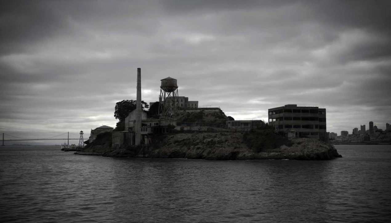 Алькатрас — самая известная в мире тюрьма-остров