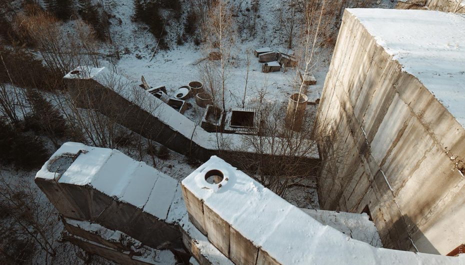 Заброшенный многоэтажный военный бункер в Подмосковье
