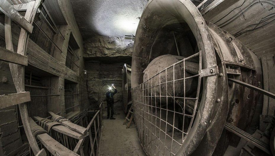 Опустевшие закрома Родины: подземное зернохранилище
