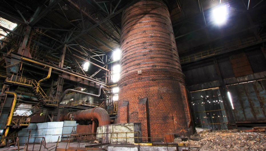 Заброшенный металлургический завод в центральной России