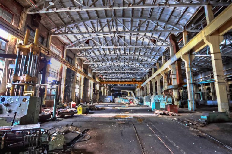 Заброшенный машиностроительный завод